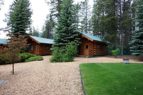 Silverwolf Log Chalets Coram 外观 照片