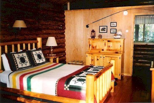 Silverwolf Log Chalets Coram 外观 照片